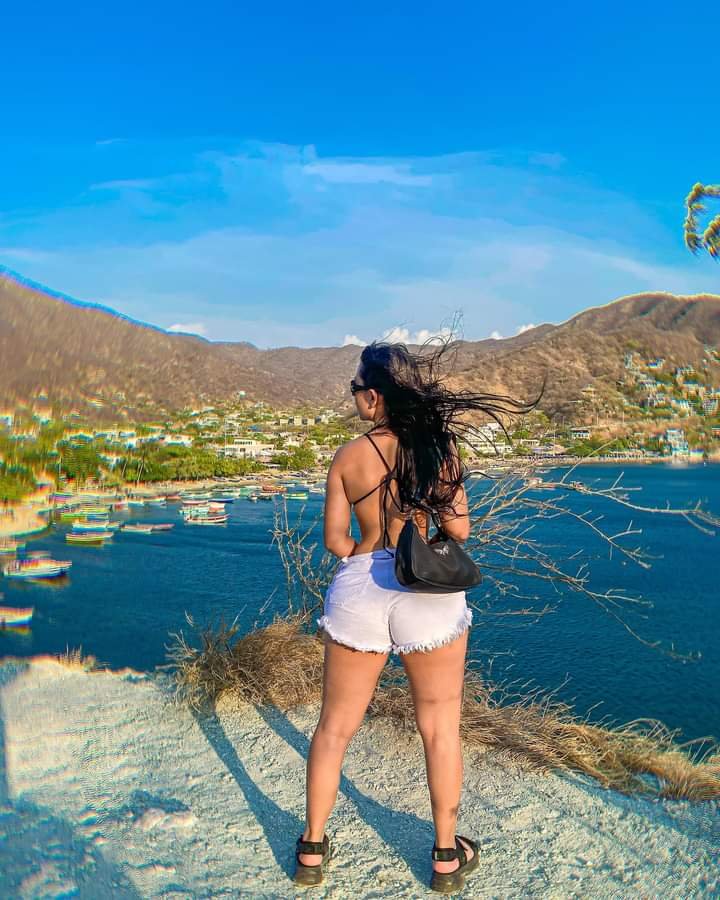 Yoli  Andrea  Arango #LSlacl6C