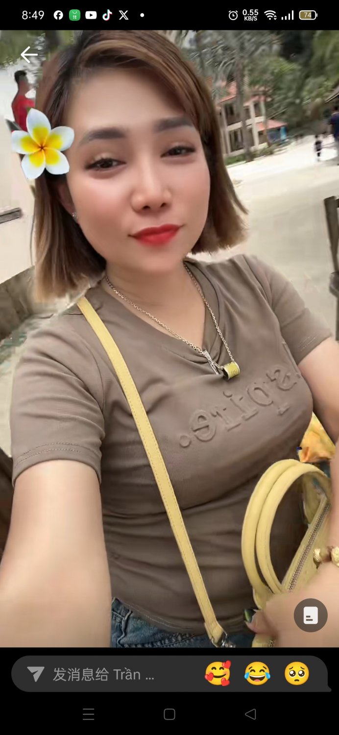 This slut has had sex with tons of guys. She's a whore! #OW0l5vGD